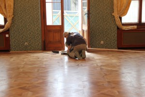 renovace zámeckých mozaikových podlah - Bona Tvrdý voskový olej (48)