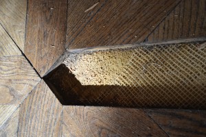 renovace zámeckých mozaikových podlah - Bona Tvrdý voskový olej (4)