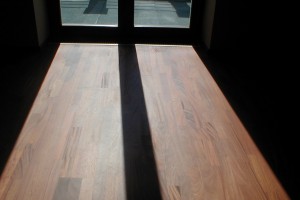 Třívrstvá dřevěná podlaha DOUSSIE - LAK (6)