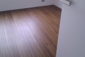 Třívrstvá dřevěná podlaha TEAK - OLEJ (6)
